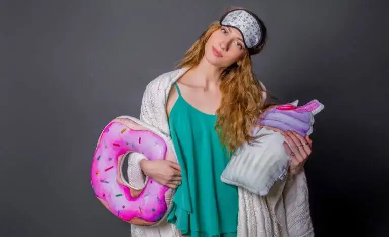 Sleepwear with Donut Pillows